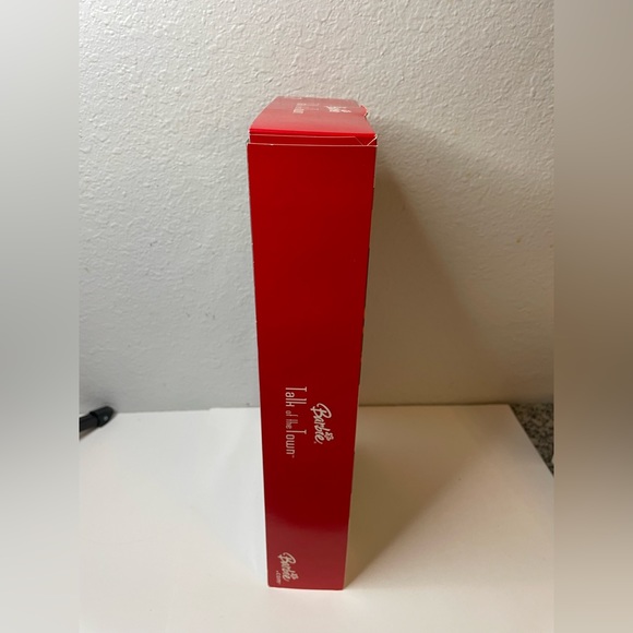 2003 talk of the town Barbie - Picture 4 of 5